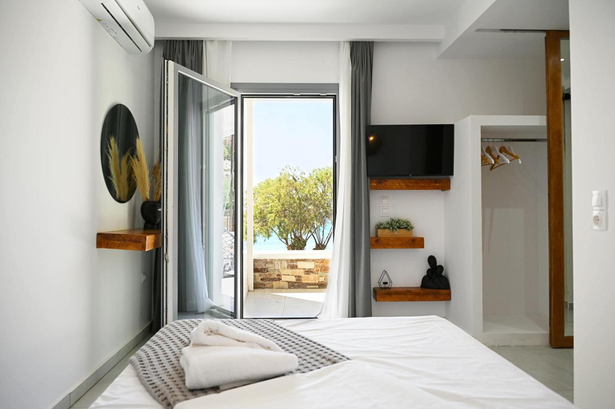 Beachfront Cycladic Suite Irene Apartments Boutique Hotel Kanala Exterior photo